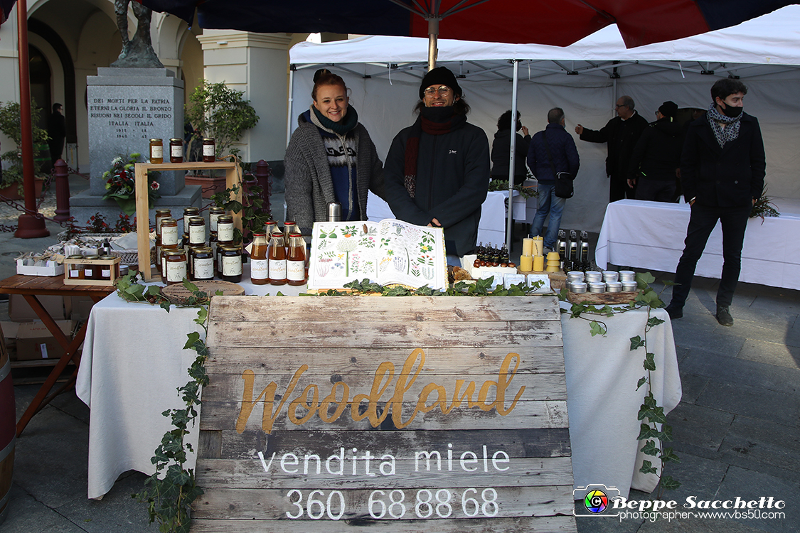VBS_5479 - 10.ma Fiera Nazionale del Tartufo e Fiera dei Santi.jpg